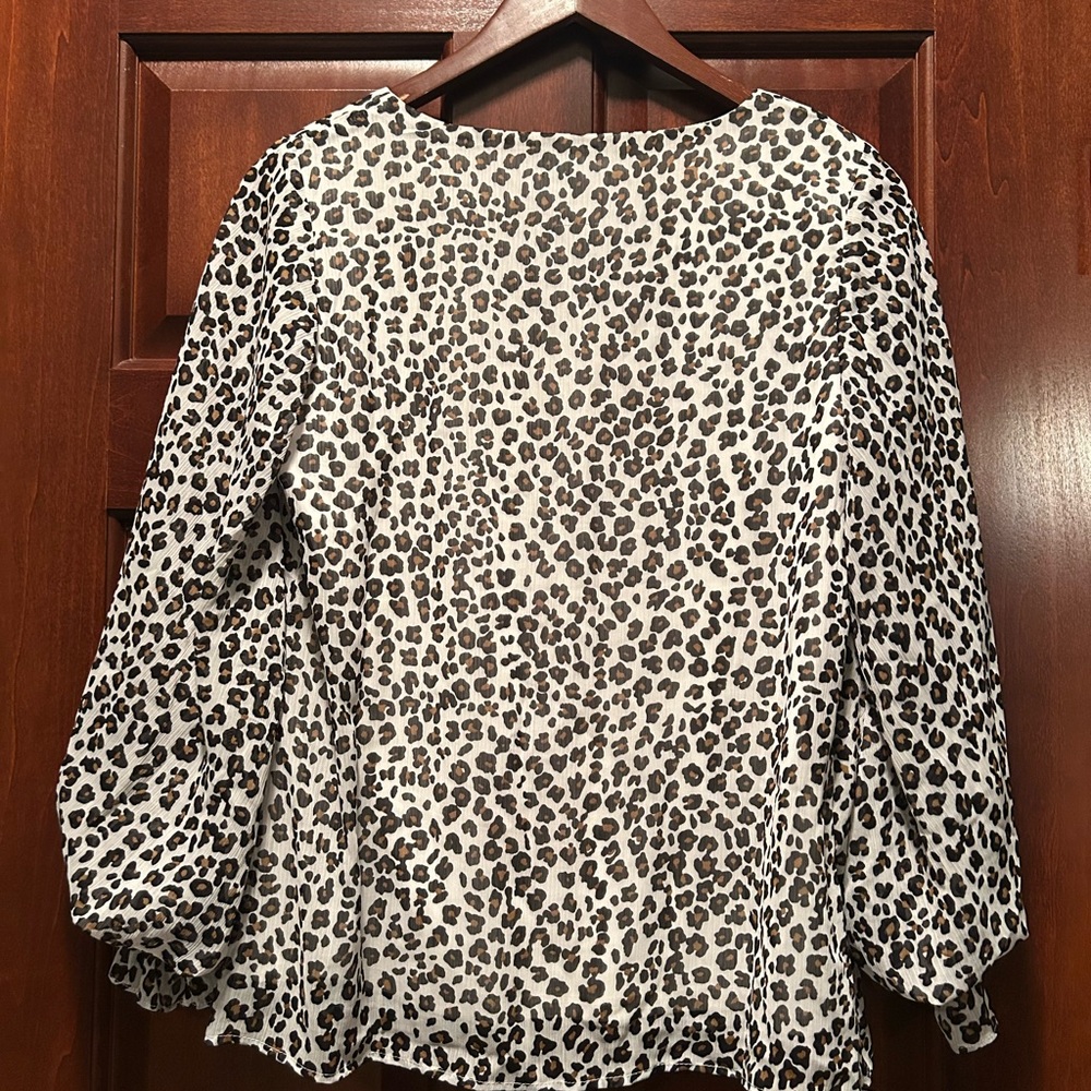 1. State Women's Animal Print Blouse -EUC - Picture 2 of 7